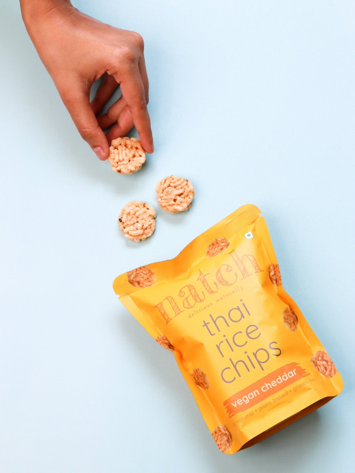 thai rice chips - vegan cheddar (small pack - 25g)